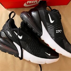 Nike Air Max 270 shoes in the black and white colorway